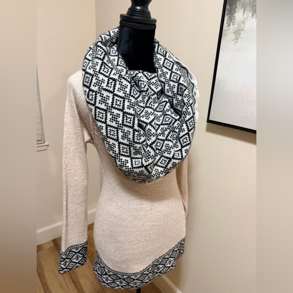 Raphaela Collection 100% Baby Alpca Cowl Neck Sweater Women Size S Rare Soft - Picture 5 of 6